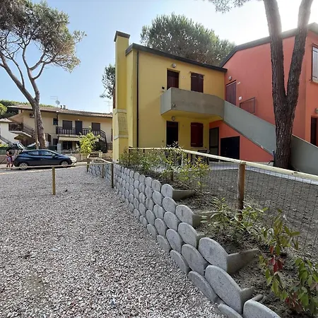Beachside Italian For 6 Apartment Rosapineta