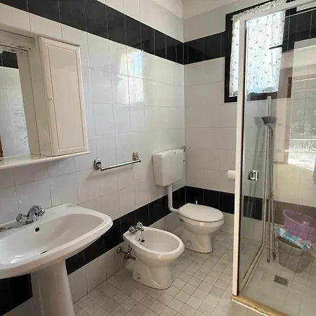 Beachside Italian For 6