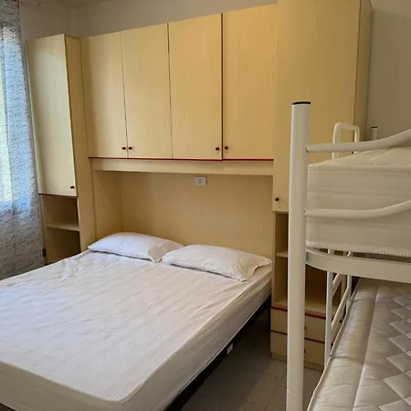 Beachside Italian For 6 Апартаменты Розапинета