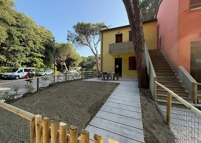 Beachside Italian For 6 Apartment
