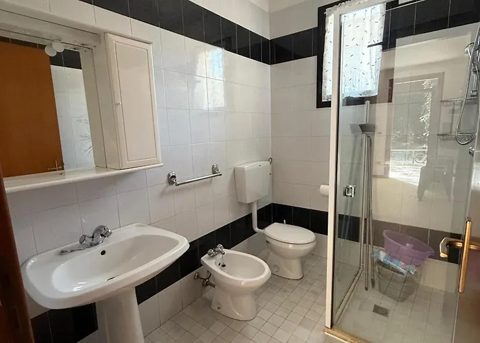 Beachside Italian For 6